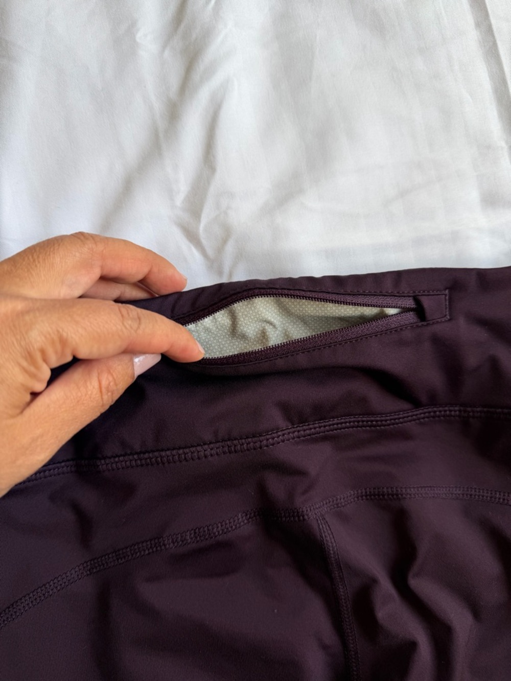 Nike Women’s Dark Plum Athletic Leggings with Reflective Swoosh - Picture 6 of 10